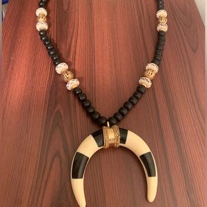 Chunky western style long necklace